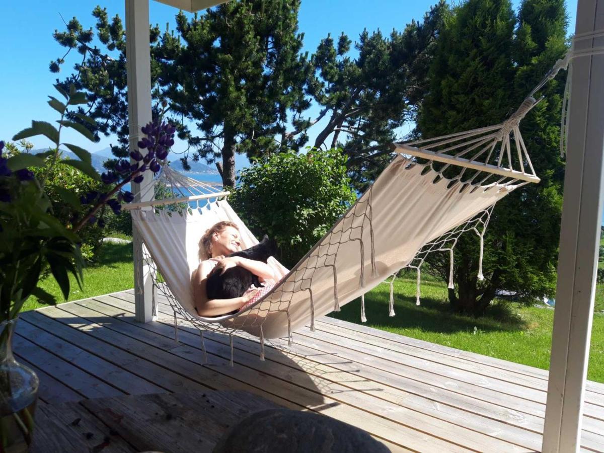 Relaxing Place On Godoya Bagian luar foto