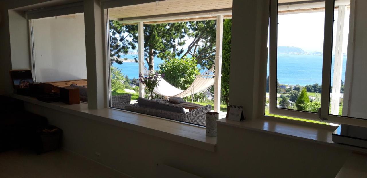 Relaxing Place On Godoya Bagian luar foto
