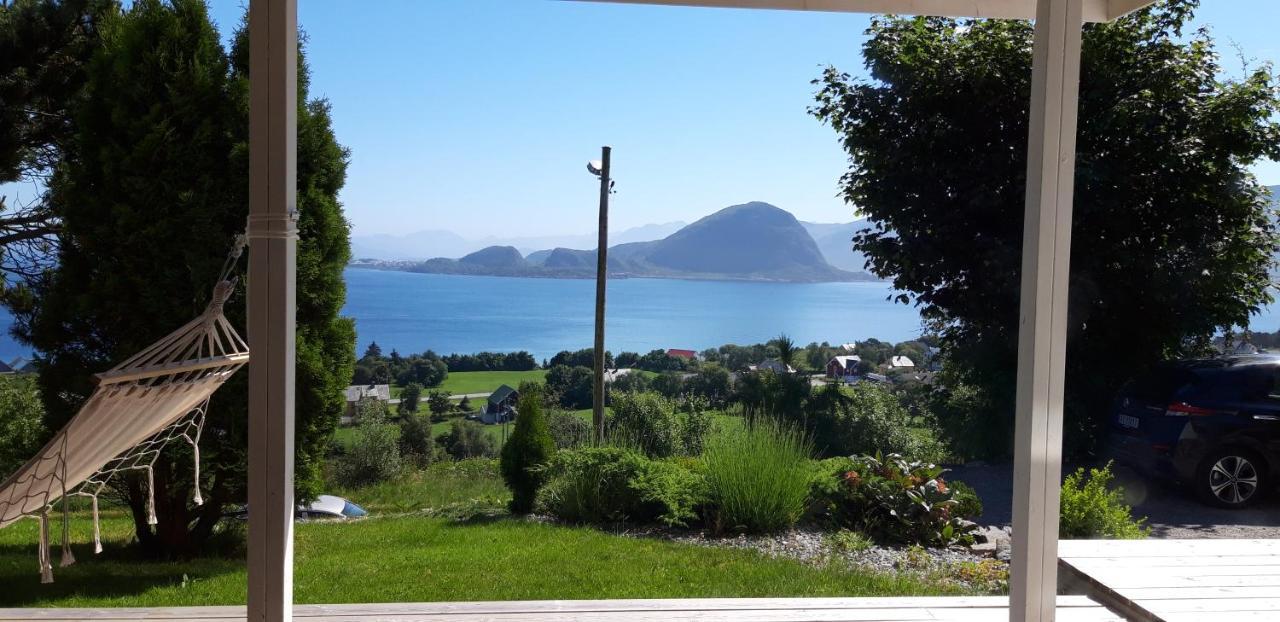 Relaxing Place On Godoya Bagian luar foto